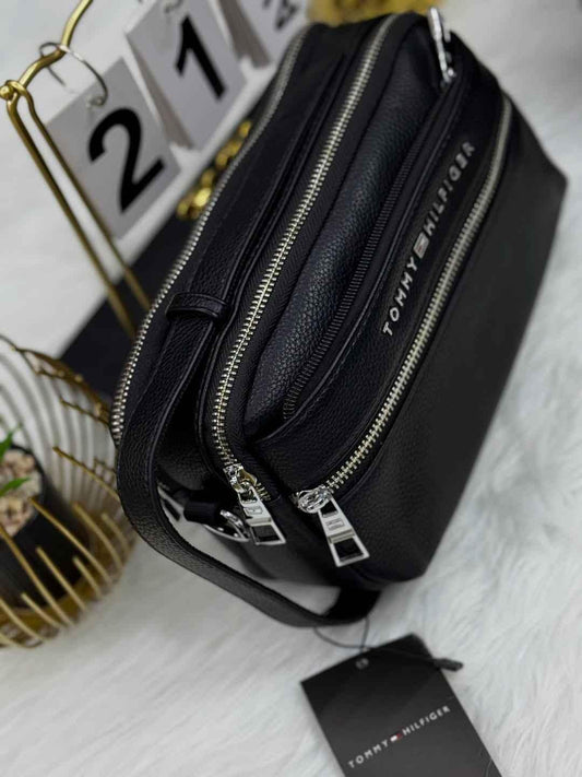 Tommy Hilfiger Classic Handbag