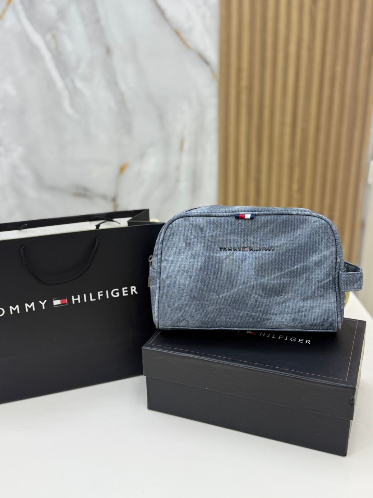 Tommy Hilfiger IronMark HandBag