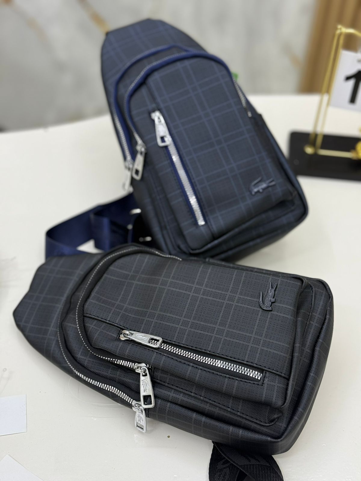 Lacoste Everyday-Carry Crossbag