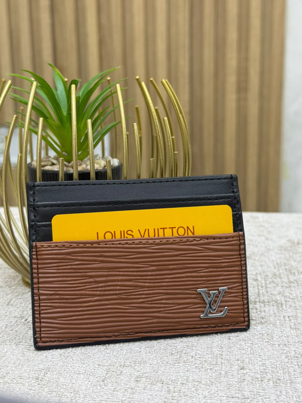 Cognac Ripple Card Holder