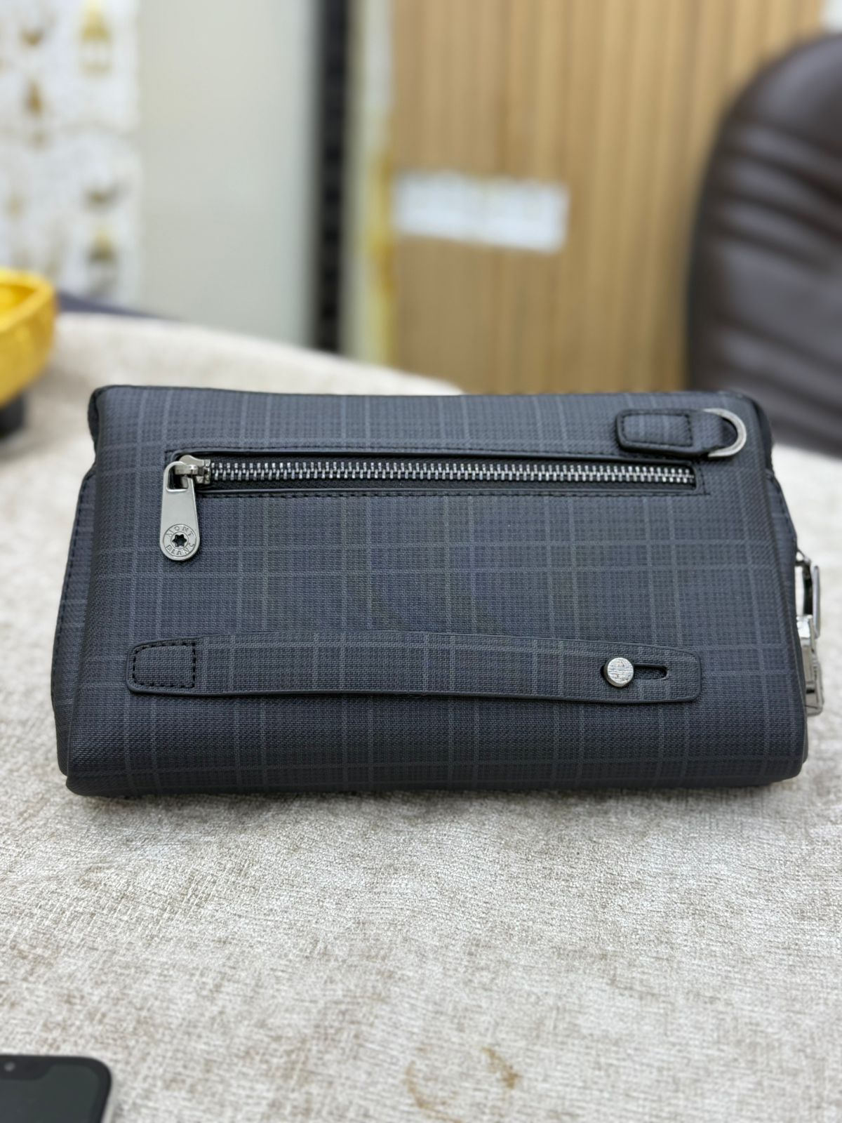 Mont Blanc Element Edge Clutch