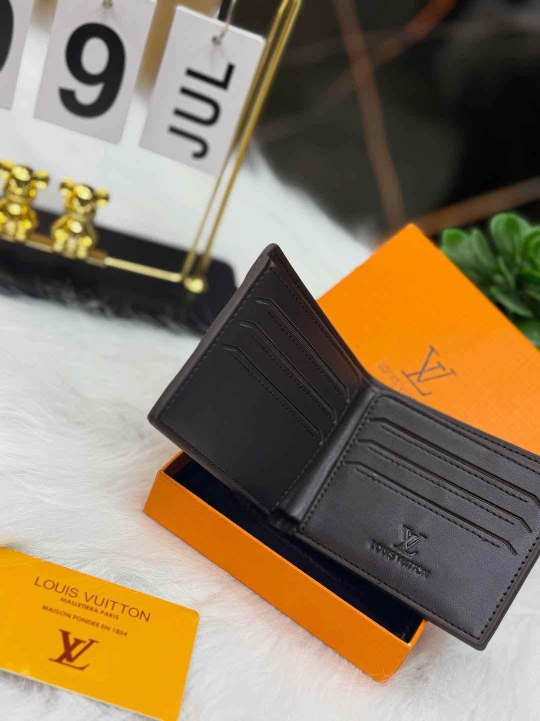 Louis Vuitton Damier pattern Wallet