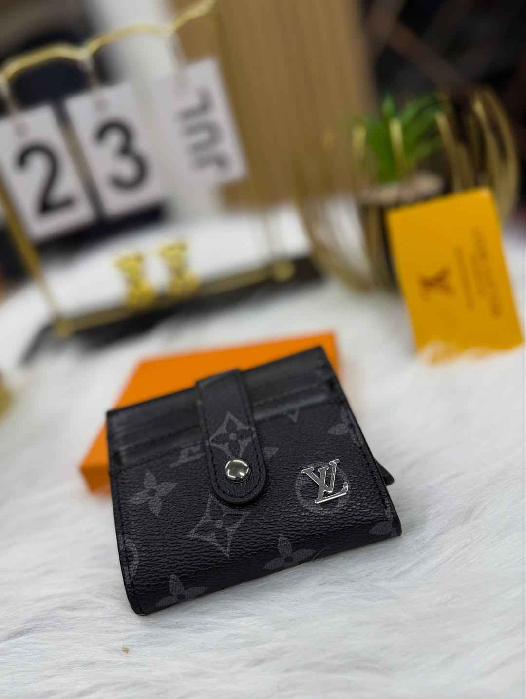 Louis Vuitton Pocket Card Holder