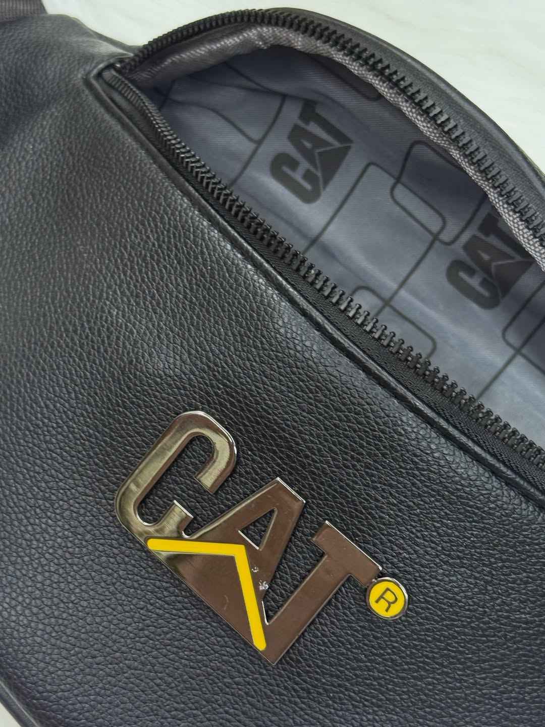 The CAT Loadout Waist bag