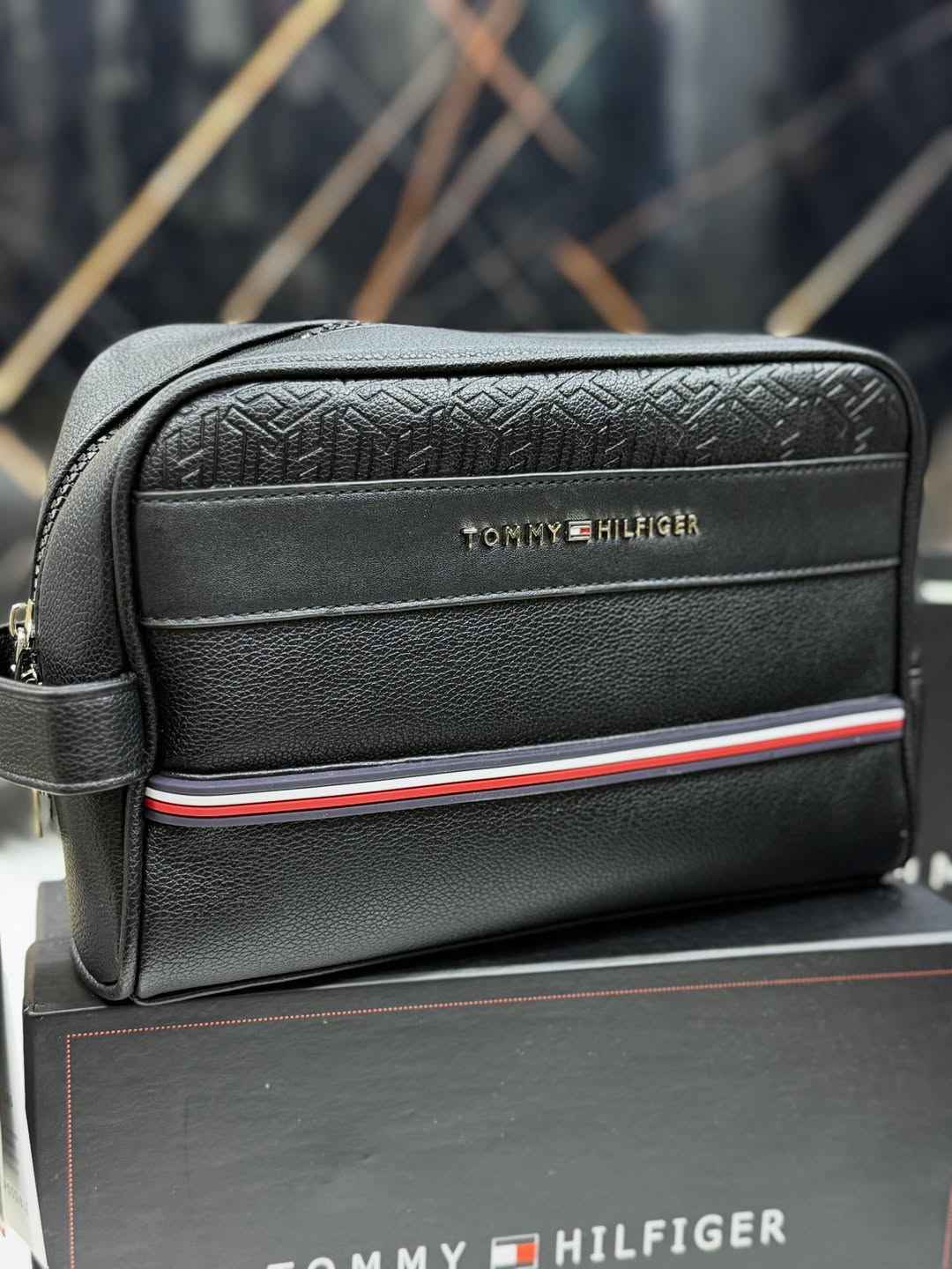 Tommy Hilfiger Modern Gentleman Handheld bag