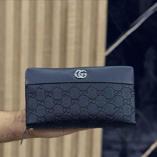 Gucci Compact Handheld Pouch