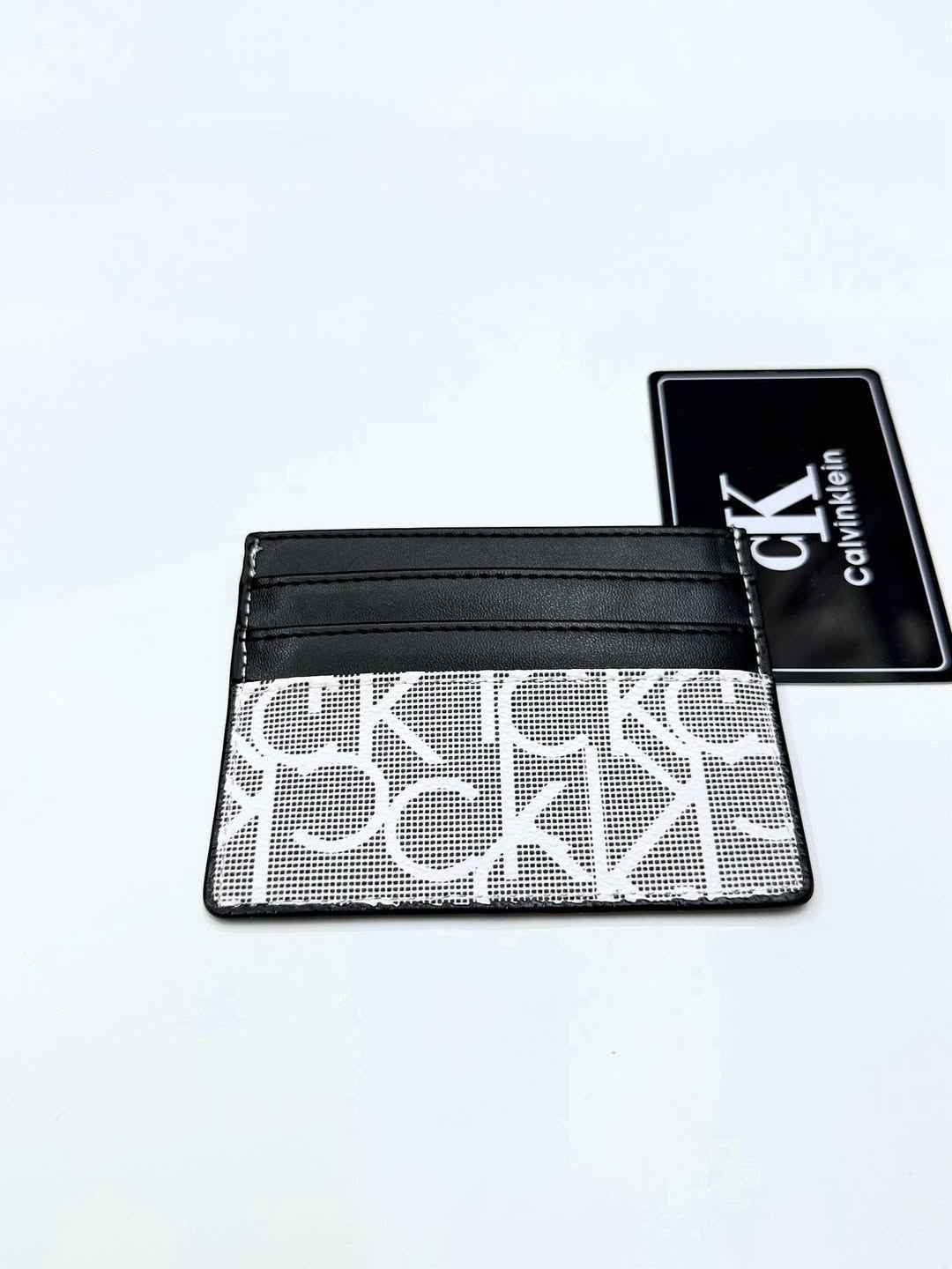 Calvin Klein CoreLine Card Holder