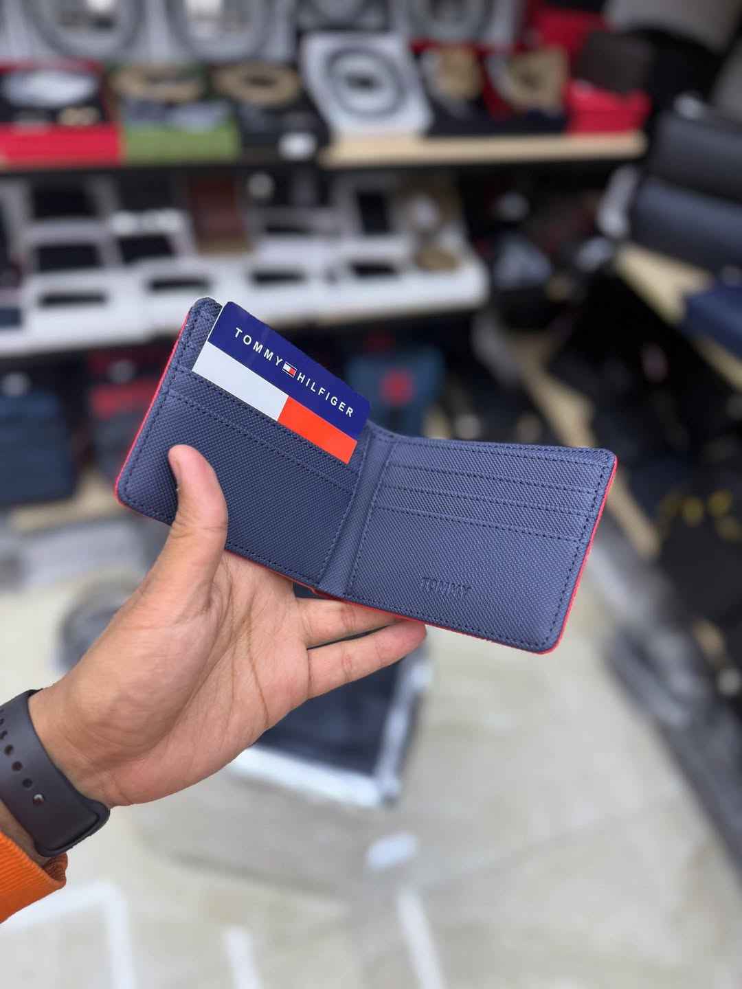 Tommy modern leather wallet