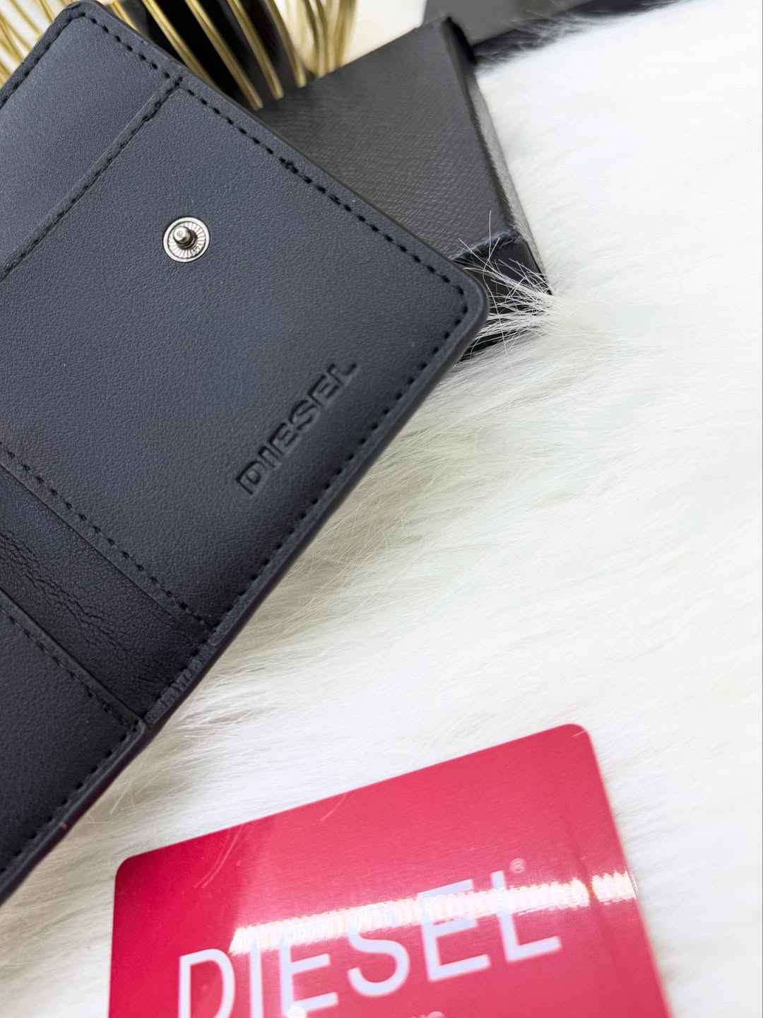 Diesel sleek bi-fold wallet