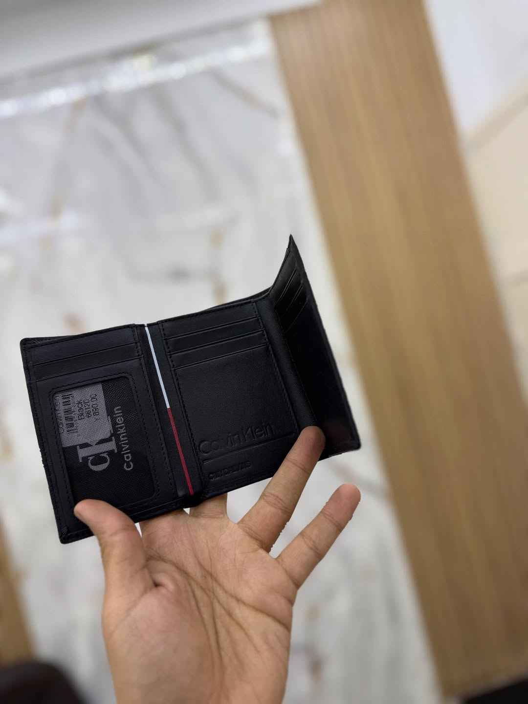 Calvin Klein Signature Tri-fold wallet