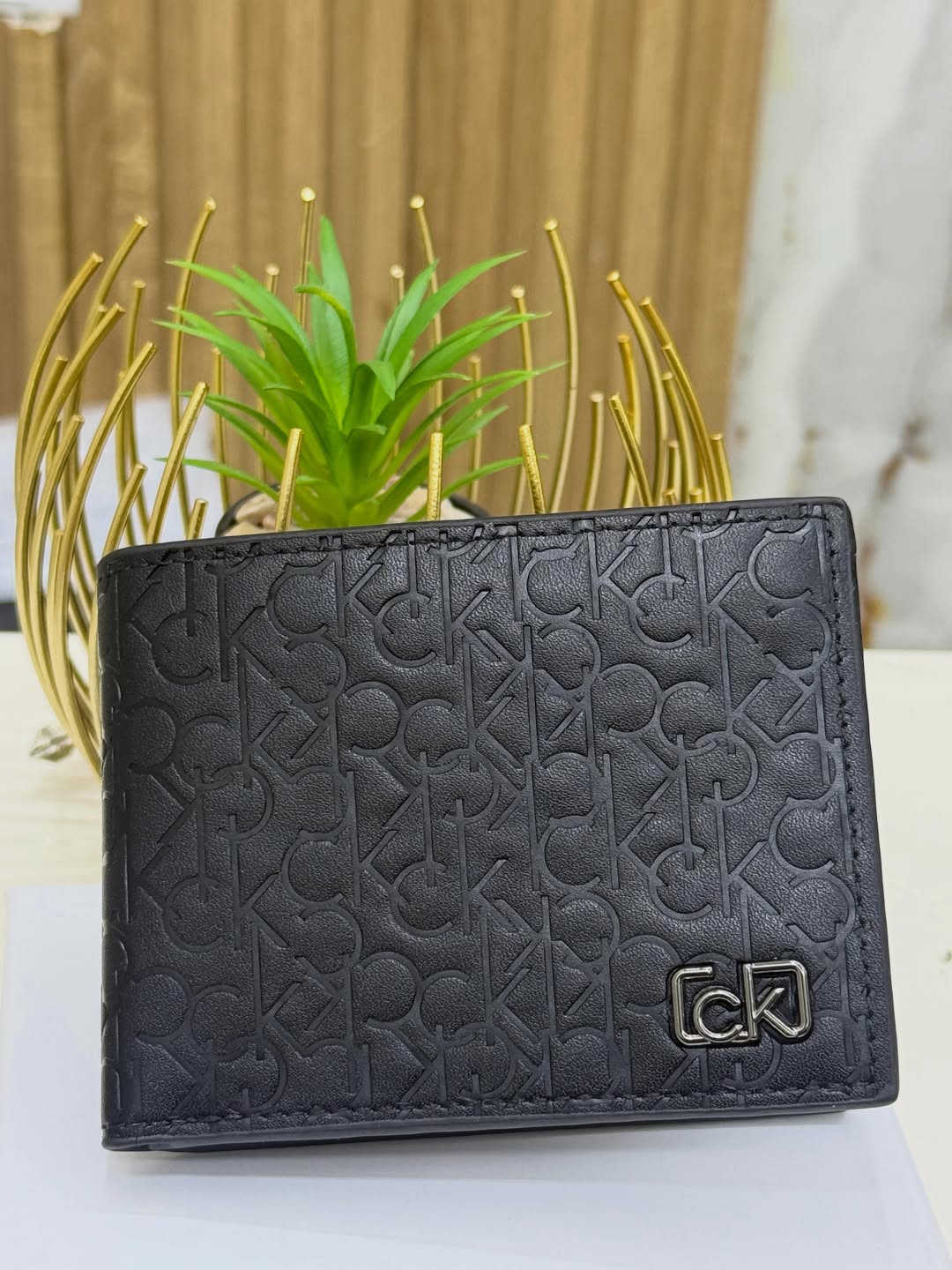 Refined Line Wallet