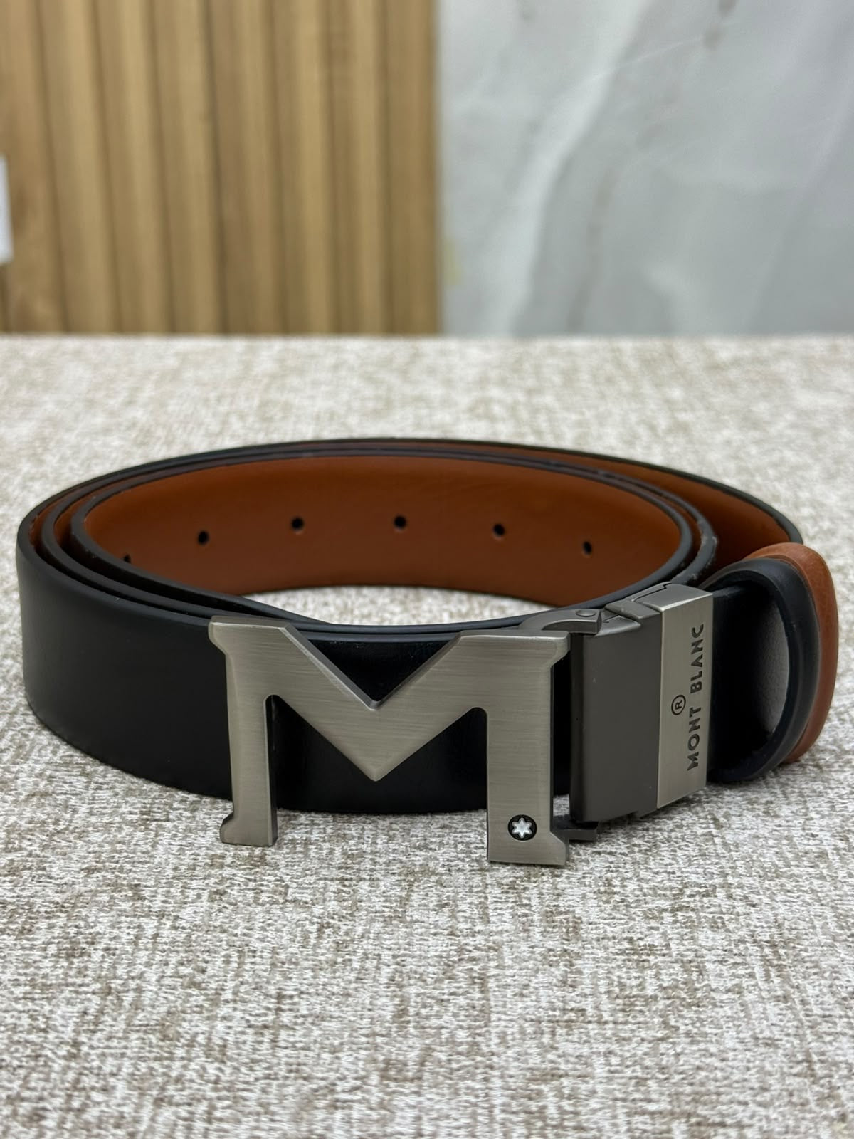 Black Mirror Buckle