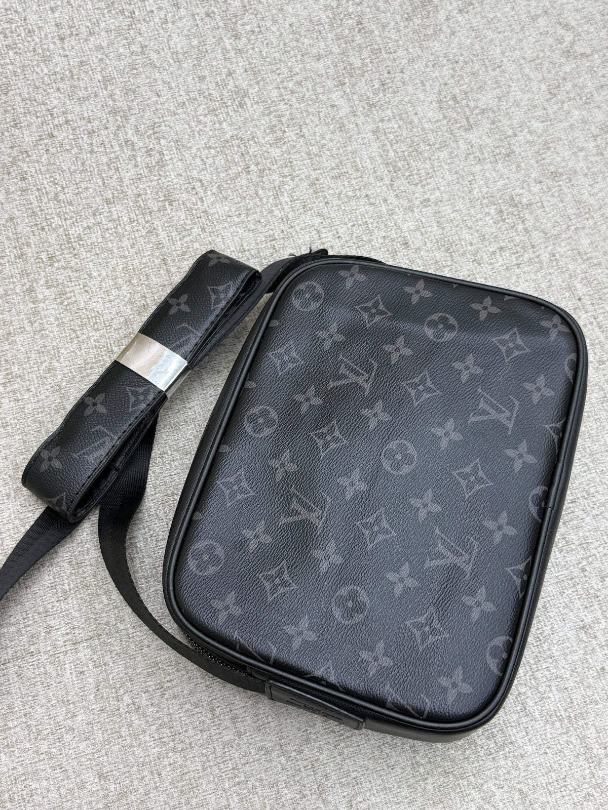 Luxe Leather Tote Handbag