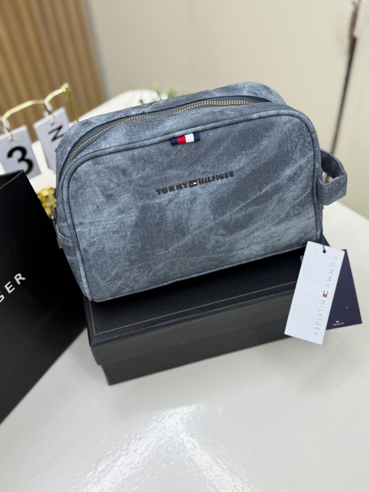 Tommy Hilfiger IronMark HandBag