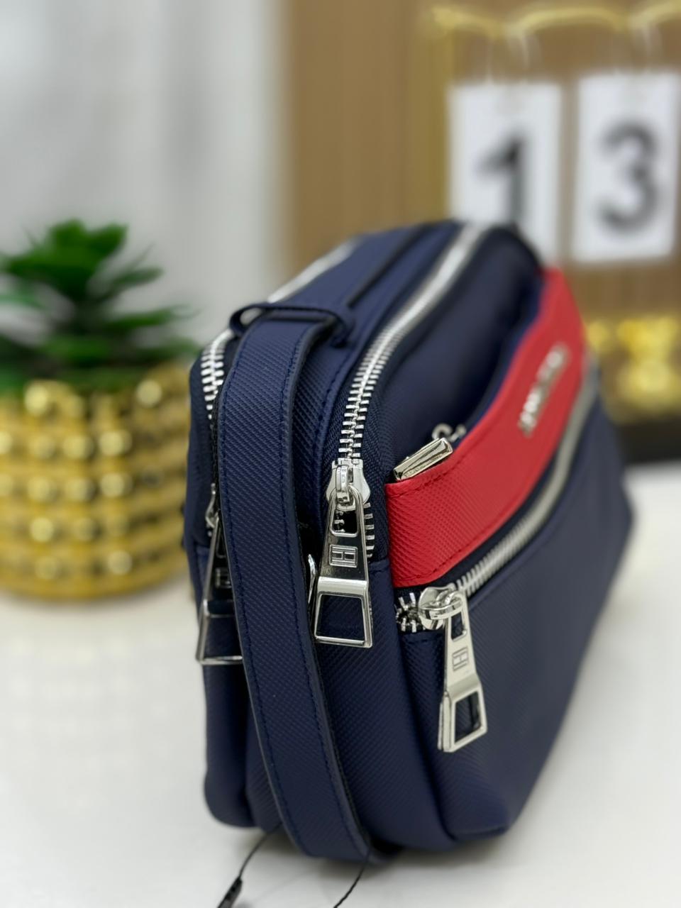 Tommy Hilfiger Eastbay Handbag