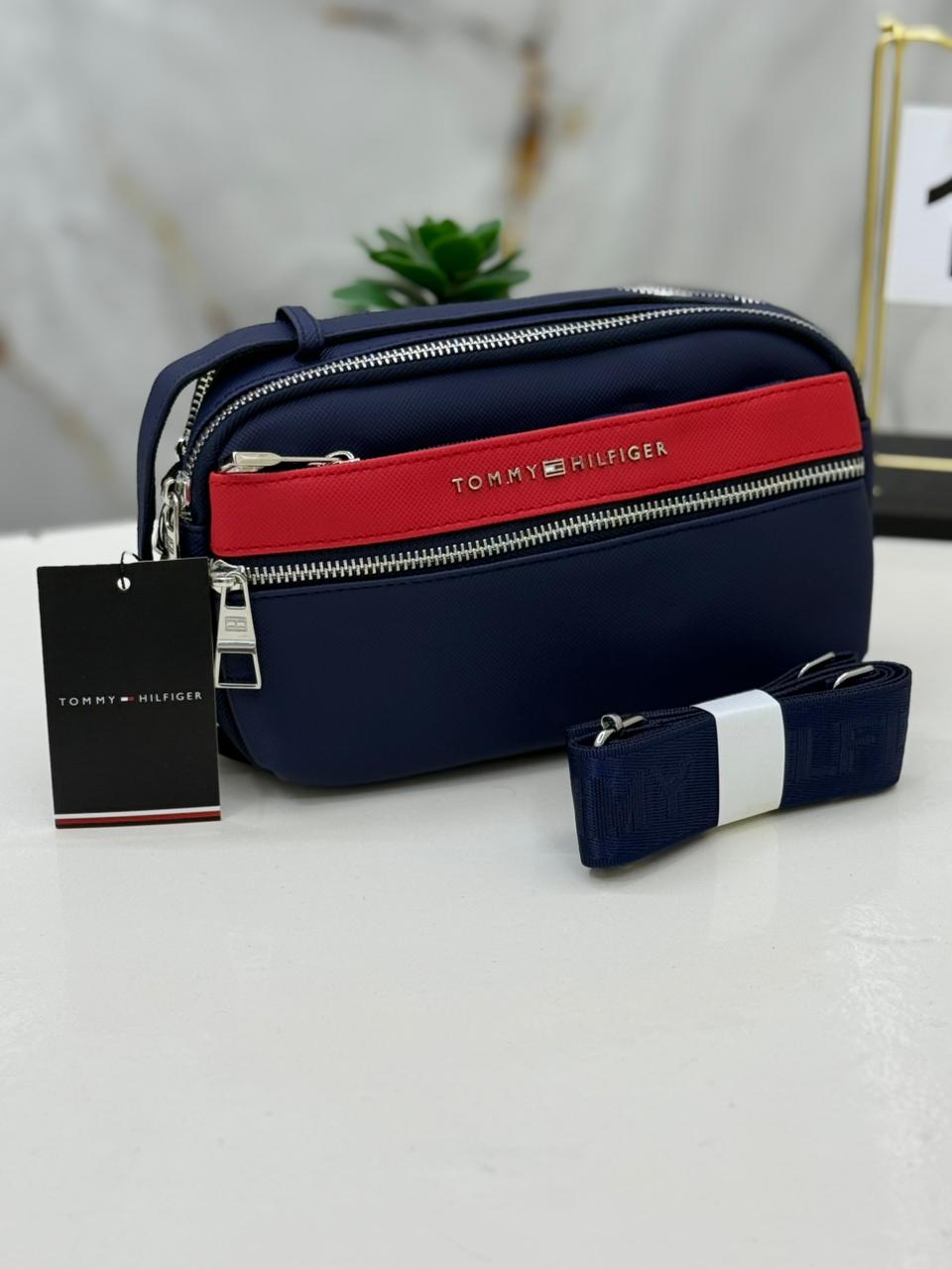 Tommy Hilfiger Eastbay Handbag