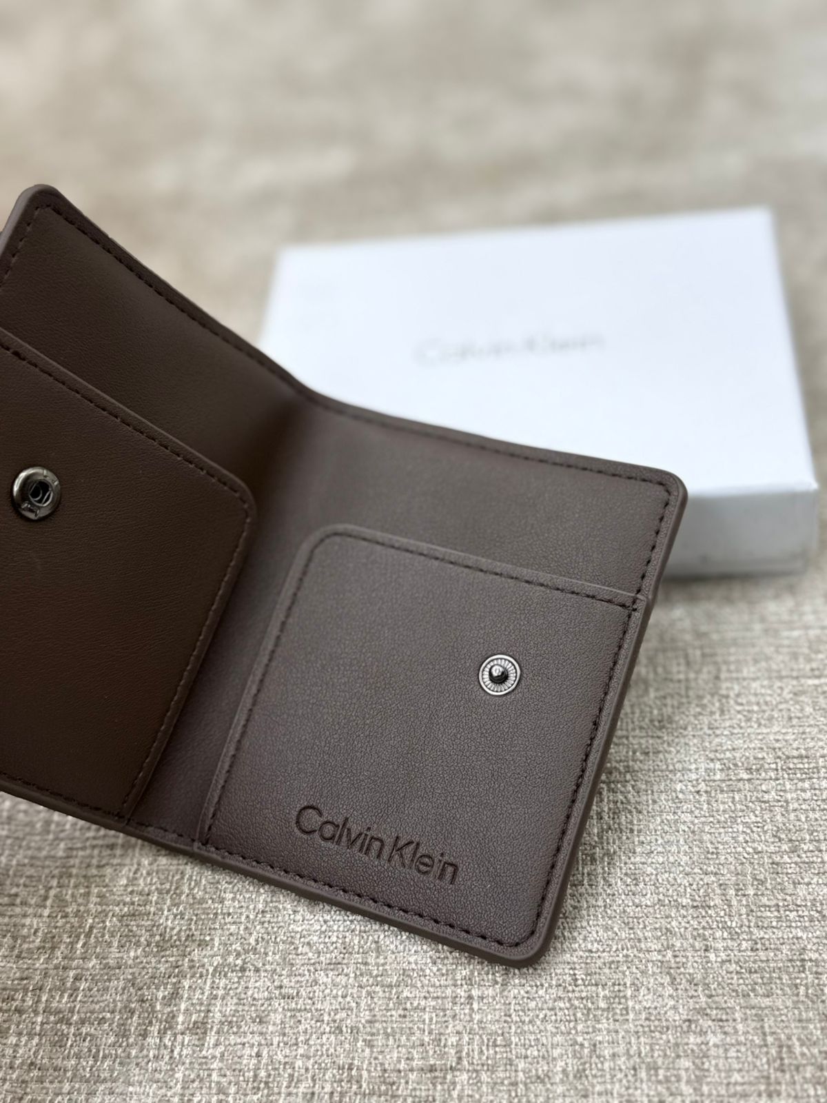 Snap Card Holder Wallet with White Gift Box