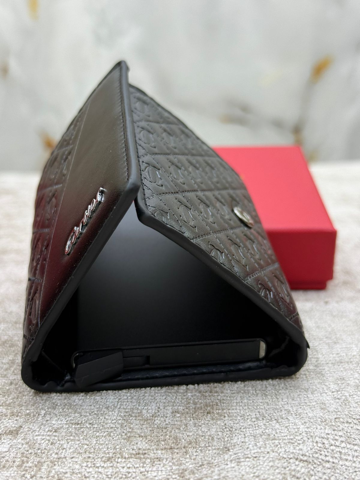 Black Half-Monogram Vertical Men’s Wallet with Red Gift Box