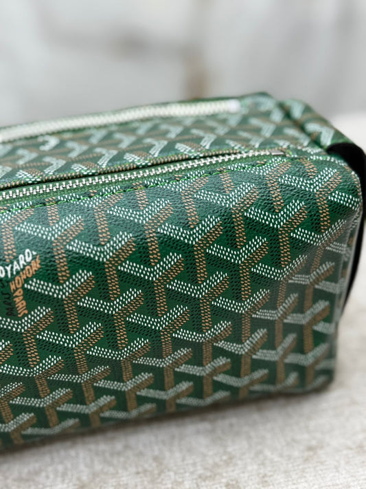 Pattern Zip Clutch Bag