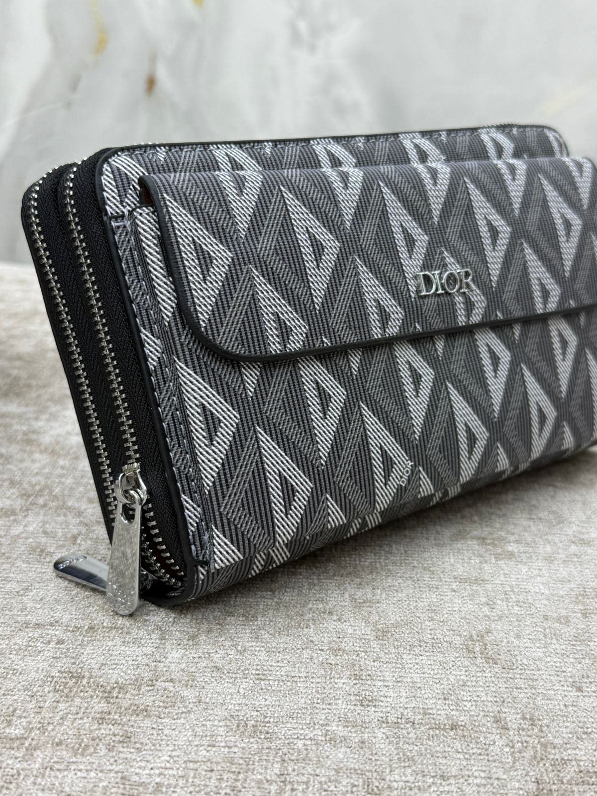 Grey Geometric Pattern Zip Wallet Clutch Bag