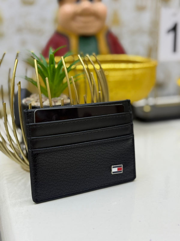 Tommy Torque Card Holder