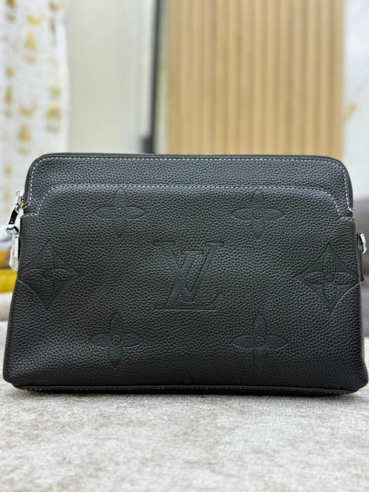 Louis Vuitton Aerogram Ace Clutch
